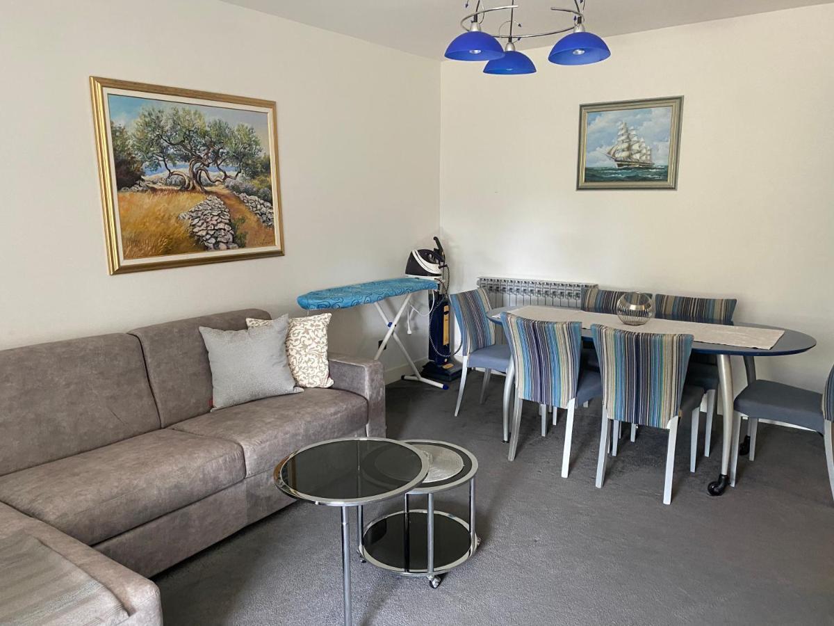 Apartman נייביצה מראה חיצוני תמונה